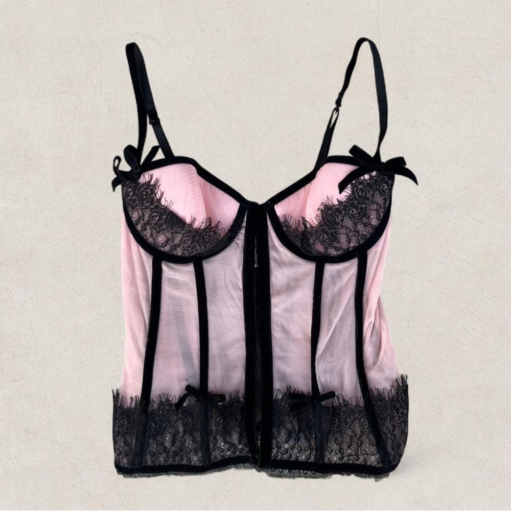 2008 Victoria's Secret Pink and Black Lace Corset